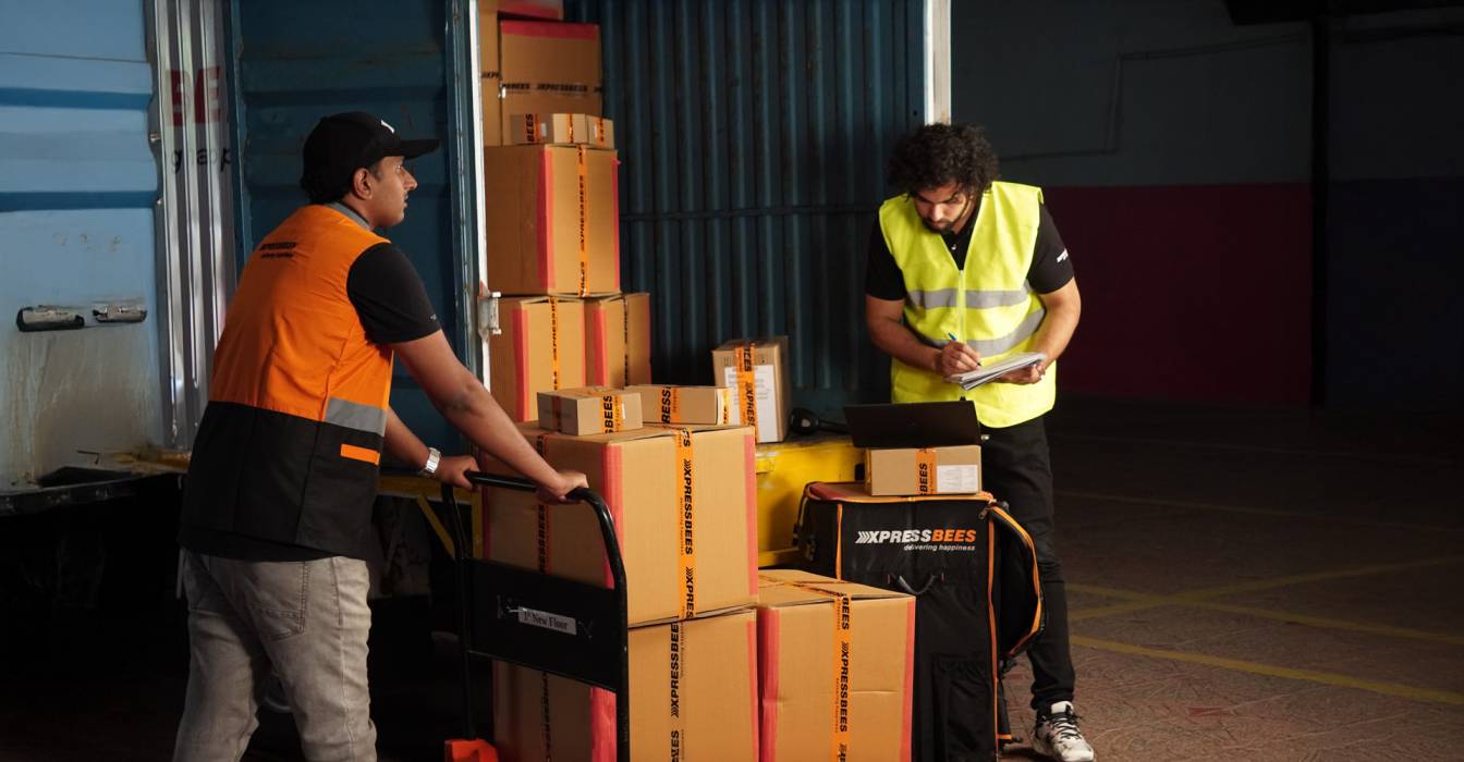 E-commerce Supply Chain: Tips to Enhance your Logistics & Supply Chain